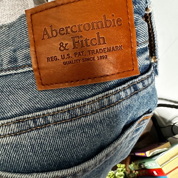 Abercrombie Jeans - Picture 4 of 5